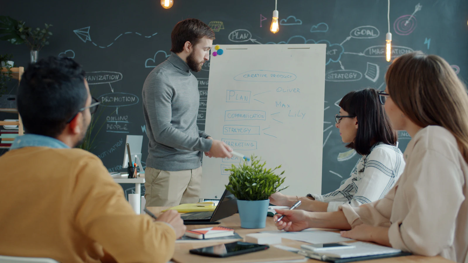 Fractional CTO vs. Full-Time Hire: What’s Right for a Growing Family Business?